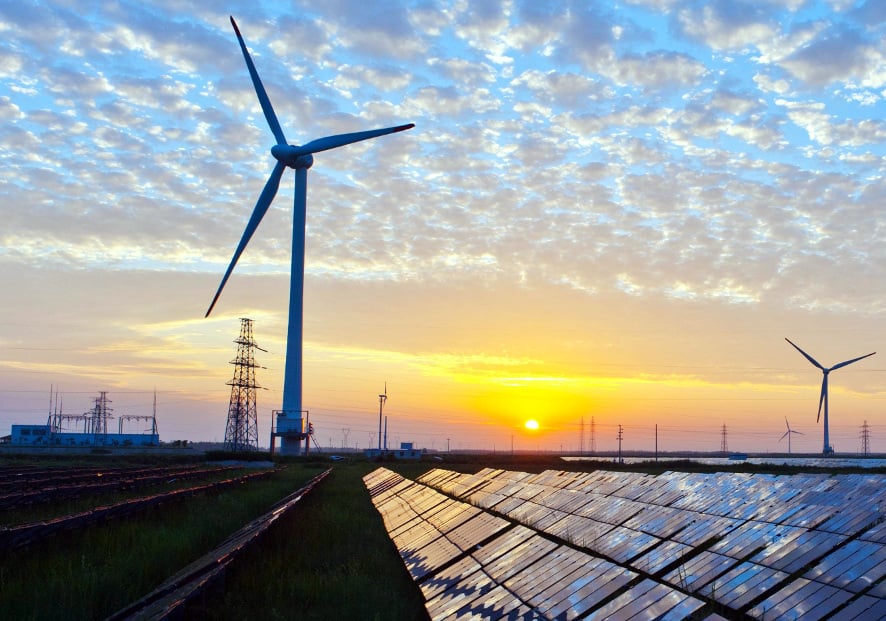 A Comprehensive Economic Analysis of Renewable Energy in the United States